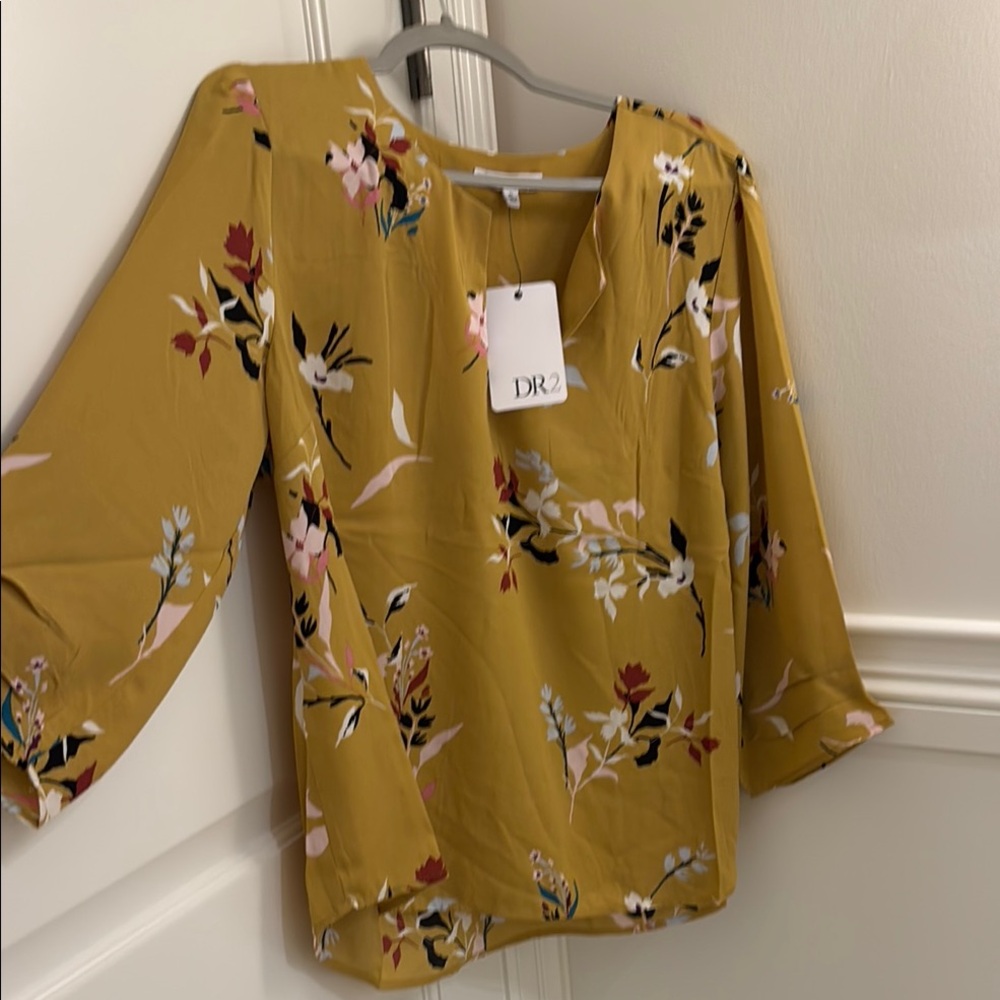DR2 Yellow Gold Floral Blouse 3/4 Sleeve